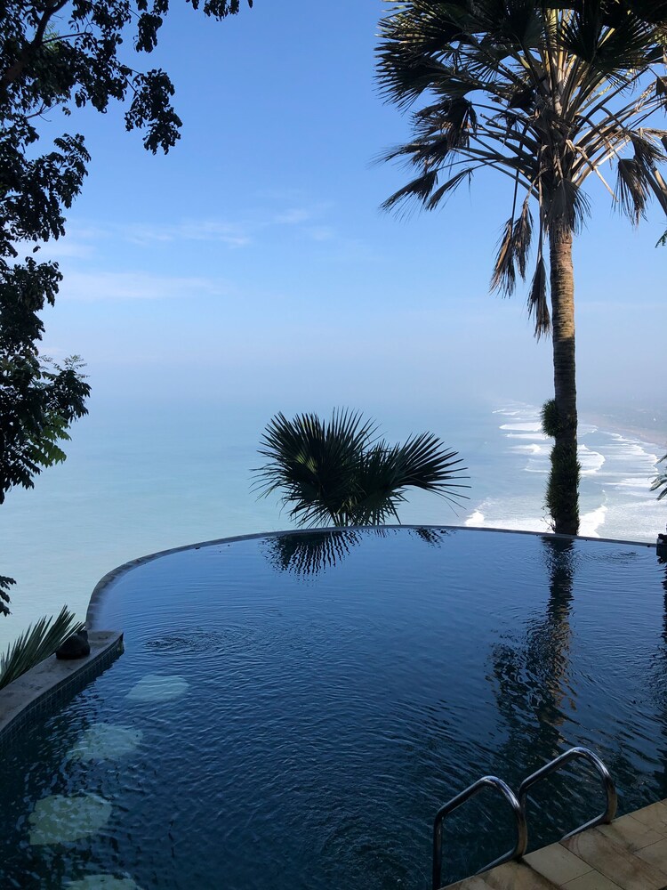 Edge Resort - carbon neutral hotel in Yogyakarta
