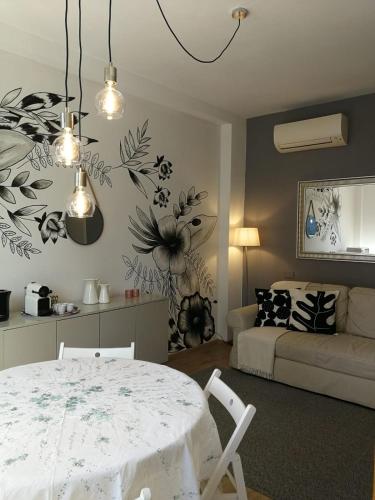 Gigio's Home Milan Apartment — 4-Star Luxury Hotel in Milan, Italy