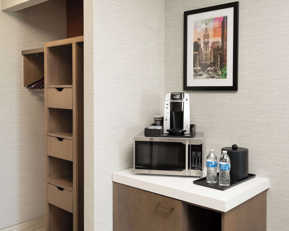 Hilton Garden Inn Philadelphia Center City - photo 13