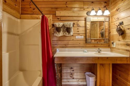 Eagles View Free Attraction Tickets Breathtaking Mountain Views Hot Tub WIFI - photo 19