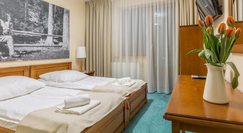Sichlański Dworek — 4-Star Luxury Hotel in Poronin, Poland