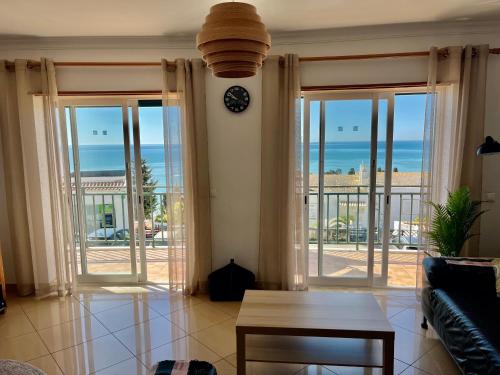 Hofnar Sea View Apartment — 4-Star Luxury Hotel in Albufeira, Portugal