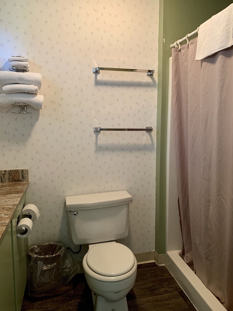 Stevenson's Inn - photo 20