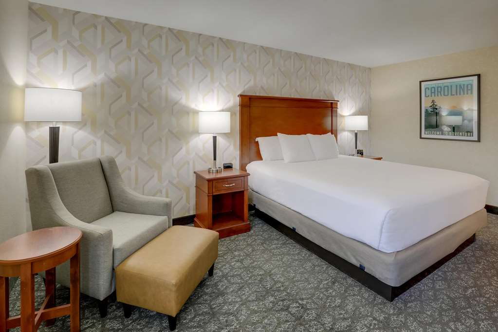 Drury Inn & Suites Charlotte University Place - photo 28