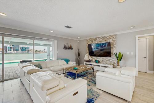 Neverending Paradise in Saint Pete Beach, United States