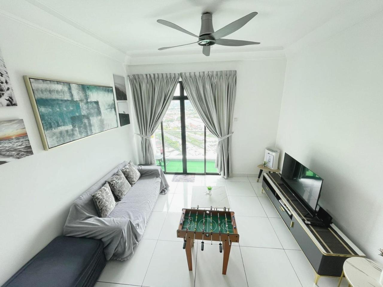PLATINO Huge Family 3BR Suite Few steps to Paradigm Mall & Escape JB — 4-Star Luxury Hotel in Johor Bahru, Malaysia