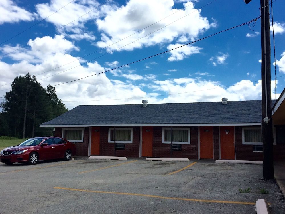Linwood Motel - photo 17