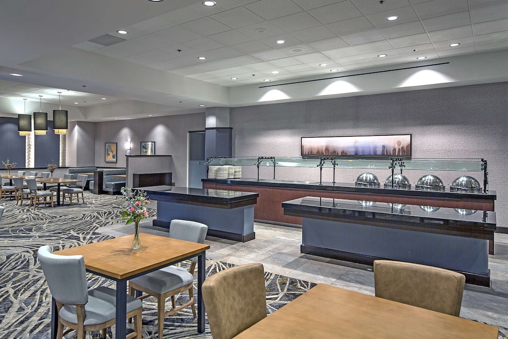 DoubleTree by Hilton Hotel Modesto - photo 35
