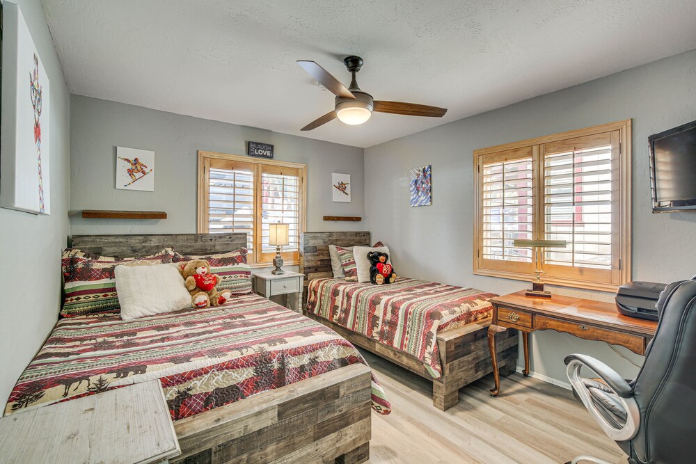 Cozy Cabin w Deck 2 Mi to Bear Mountain Resort - photo 6