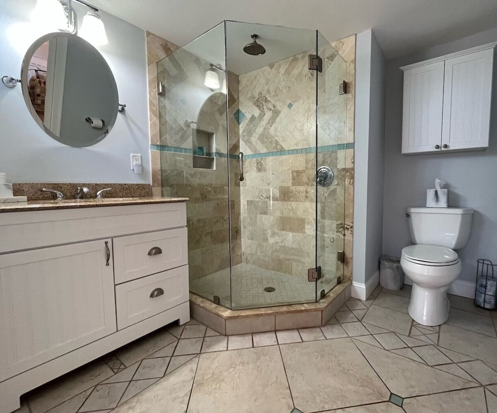 Beach Breeze Inn - photo 46