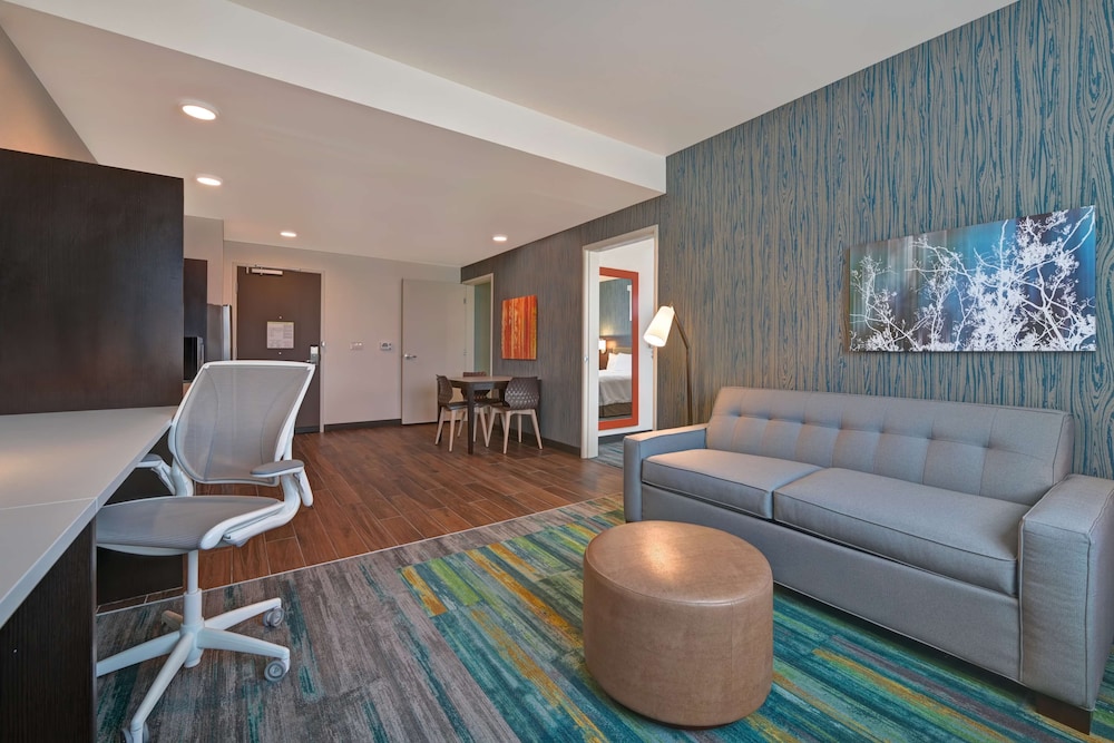 Home2 Suites by Hilton Atascadero CA - photo 21