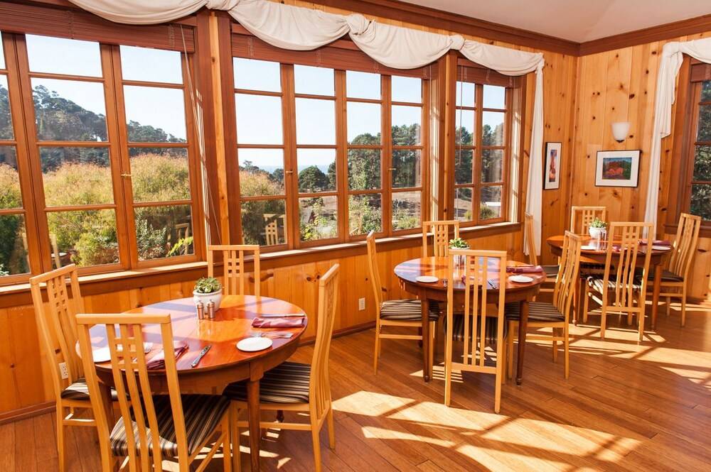 The Stanford Inn By The Sea Eco Resort - photo 51