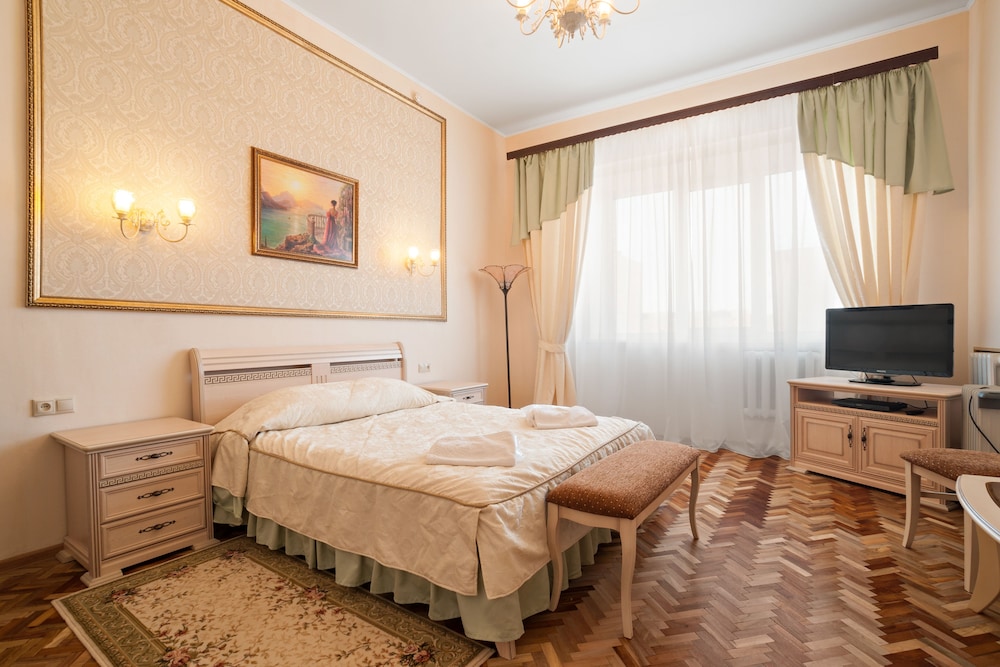 Petrovskaya Hotel — hotel in Shlissel'burg