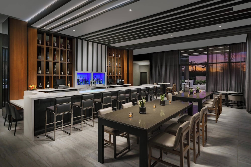 Ac Hotel By Marriott Scottsdale North - photo 42