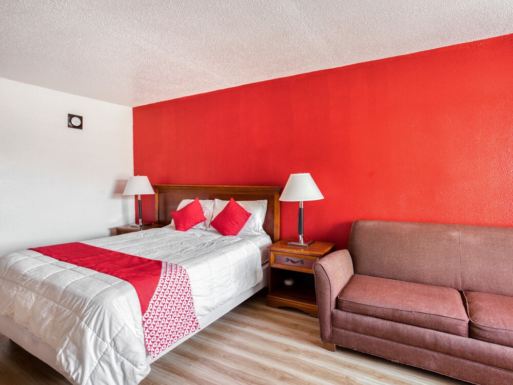 OYO Hotel Columbia SC West - photo 9