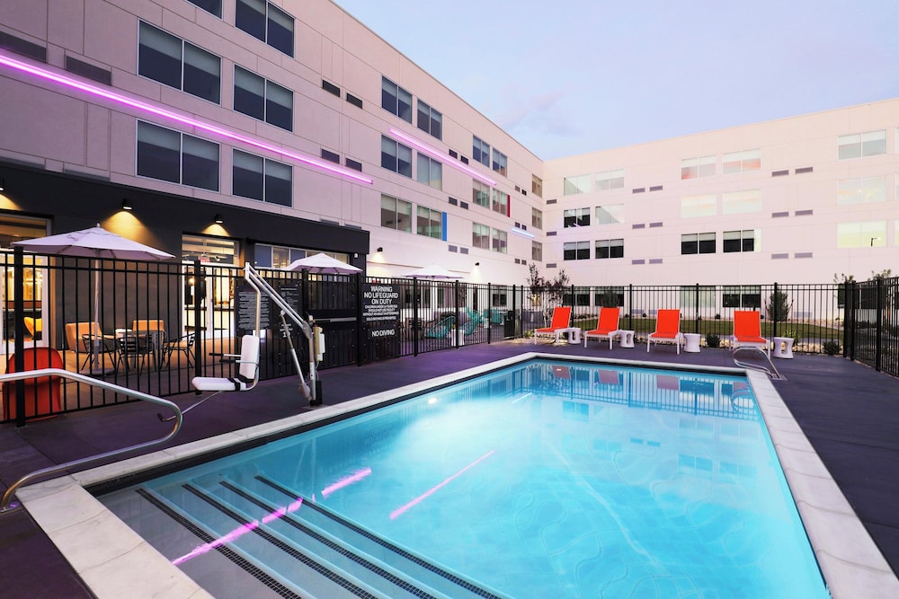 Aloft by Marriott Reno Tahoe International Airport - photo 16