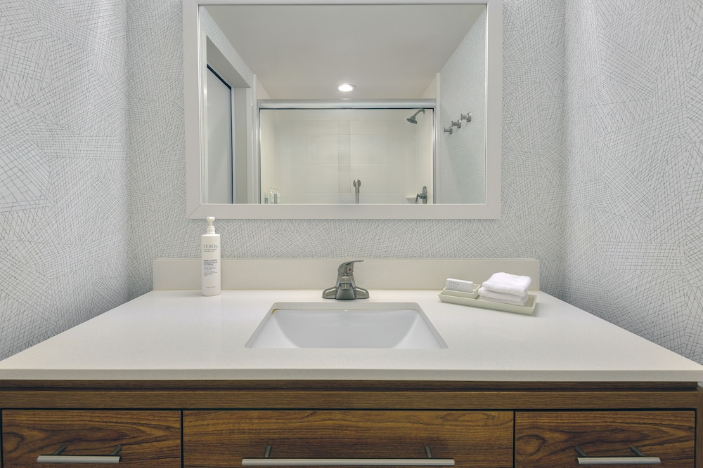 Home2 Suites by Hilton Nokomis Sarasota Casey Key - photo 15
