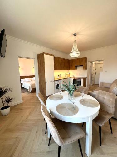 Apartamenty 19 blisko plaży — 4-Star Luxury Hotel in Wladyslawowo, Poland