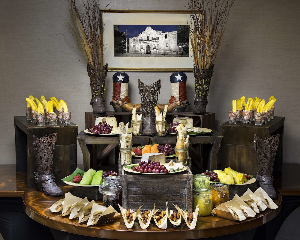 The Whitehall Houston - photo 58