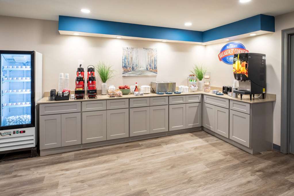 Baymont by Wyndham Biloxi Ocean Springs - photo 28