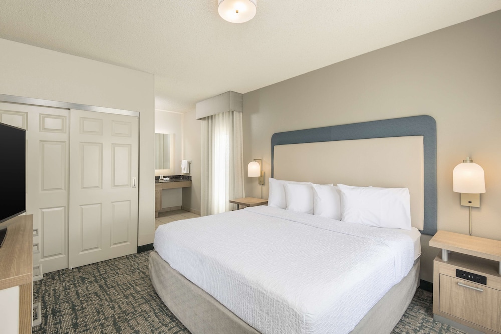 Homewood Suites Miami Airport Blue Lagoon - photo 13