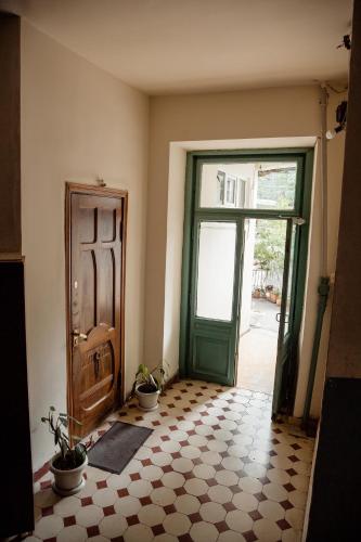 Tbilisi Apartment 2
