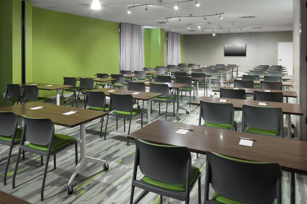 TownePlace Suites by Marriott Orlando at SeaWorld - photo 44