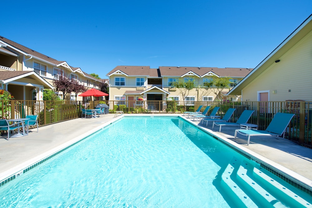 TownePlace Suites by Marriott Seattle Everett Mukilteo - photo 13