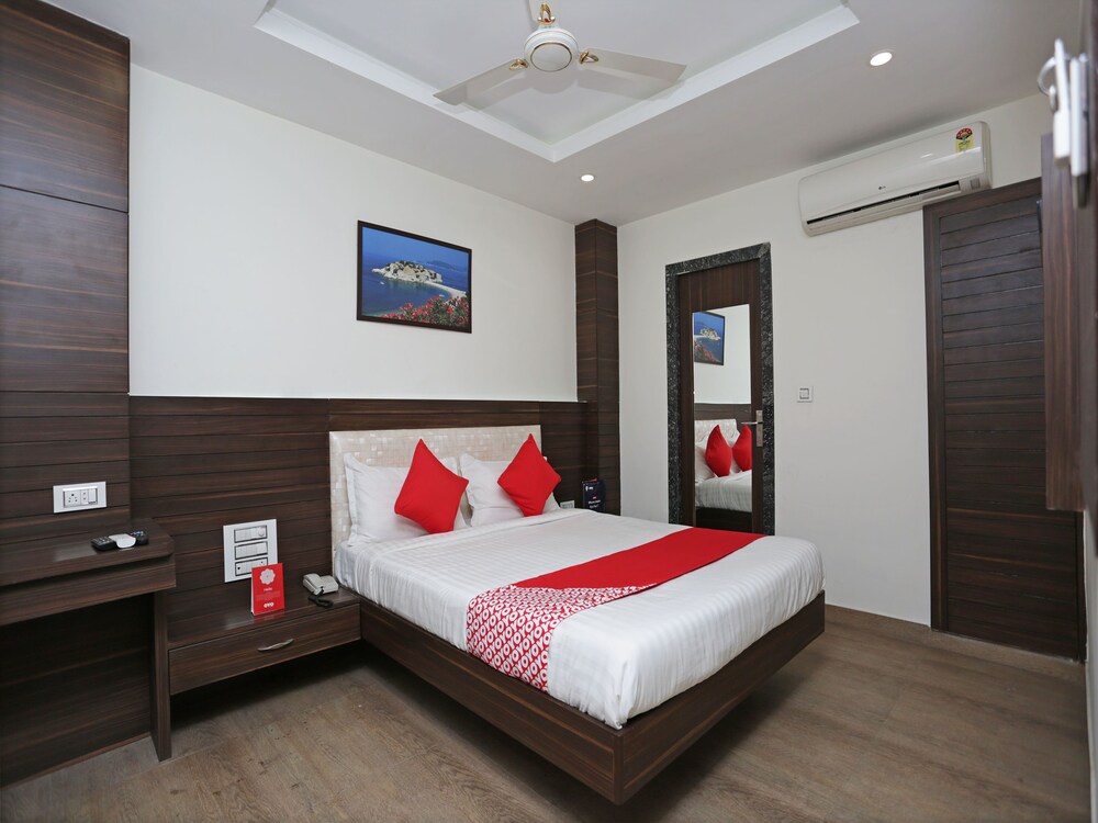 OYO 13045 Hotel Solitaire Inn in Gwalior, India