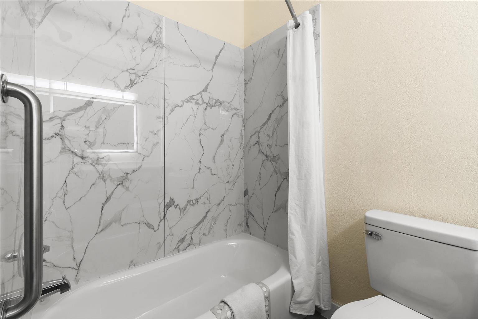 Americas Best Value Inn & Suites Livingston - photo 28