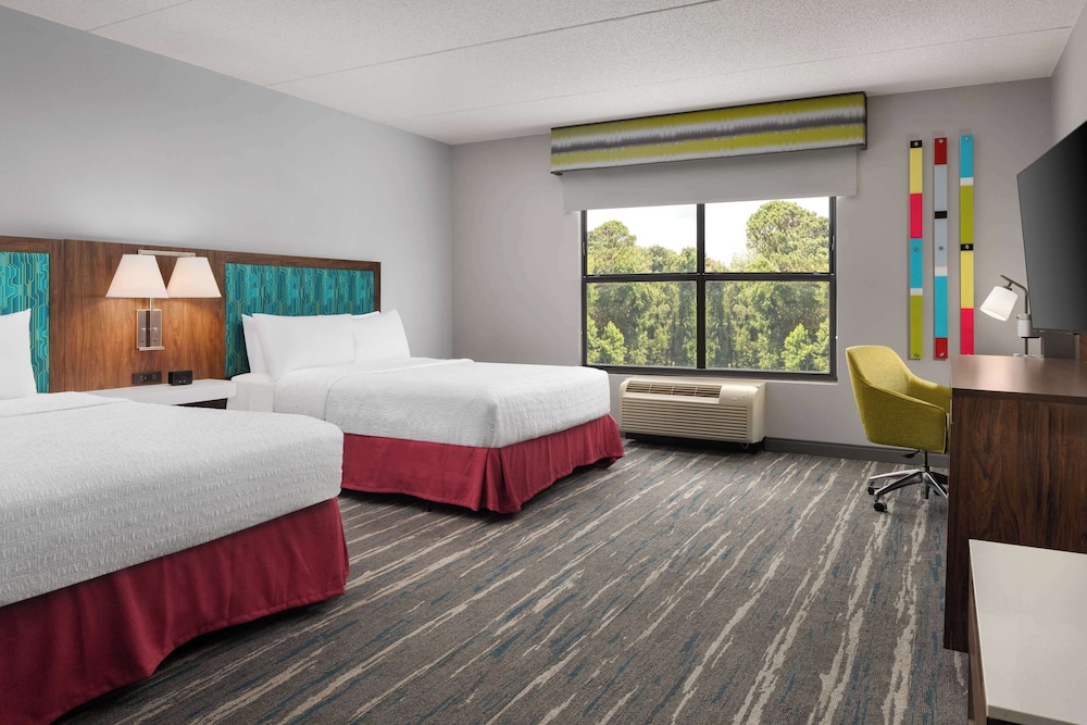 Hampton Inn Spring Lake Fayetteville - photo 23