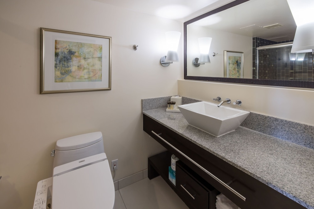 Regency on Beachwalk Waikiki by OUTRIGGER - photo 63