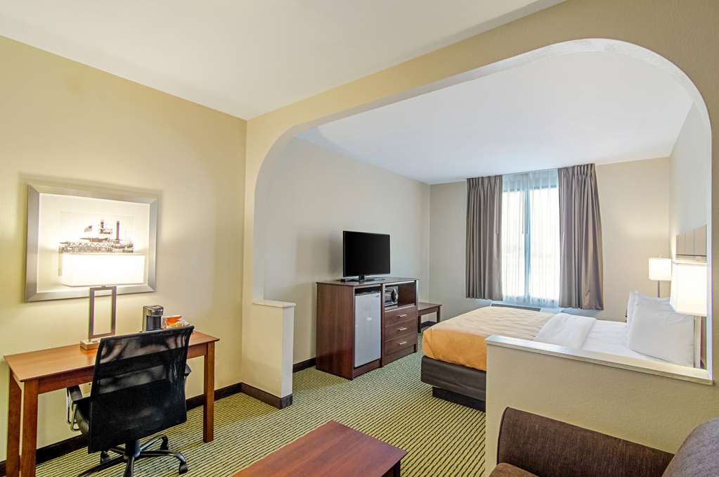 Quality Inn & Suites Near Tanger Outlet Mall - photo 17