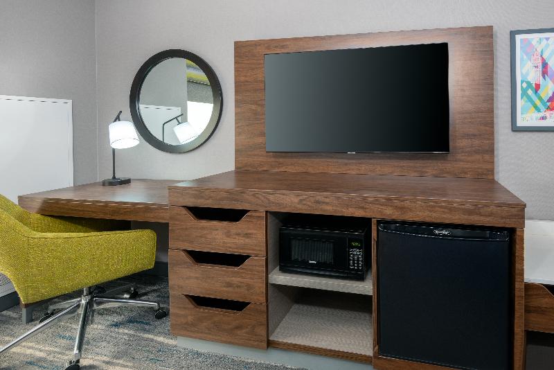 Hampton Inn & Suites Cleveland Beachwood - photo 50