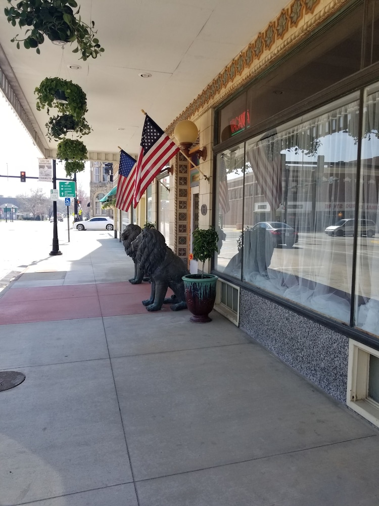 Tioga Extended Stay Hotel - photo 25