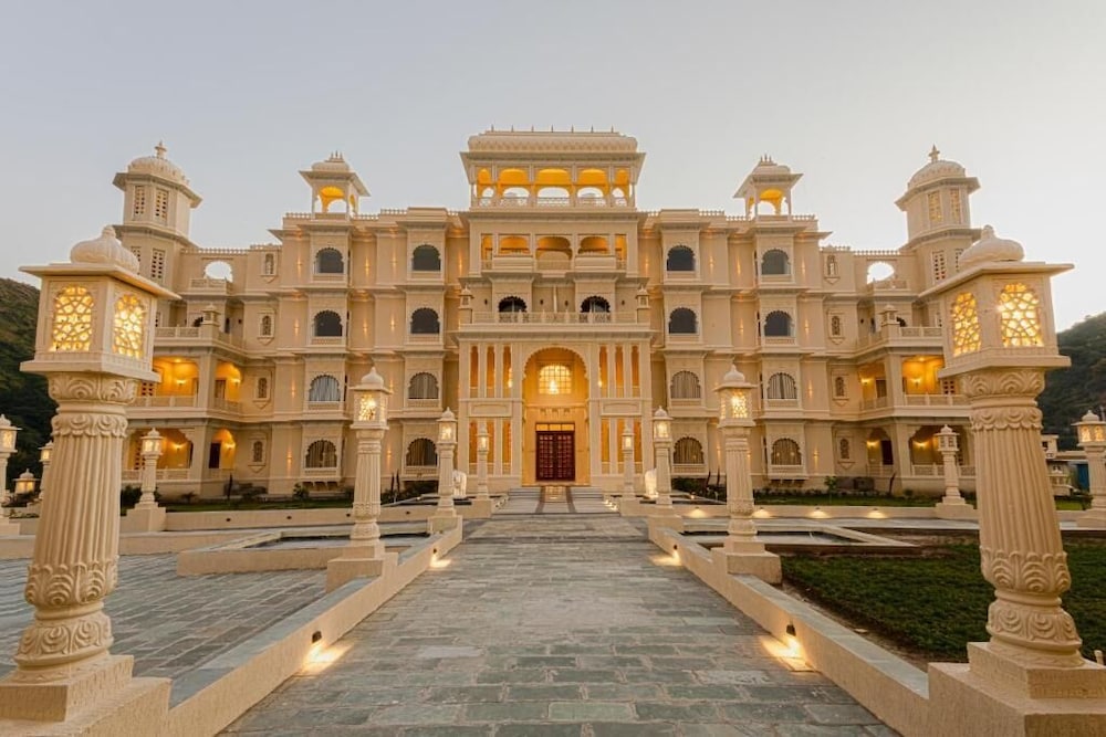 Rawla Sagrun - carbon neutral hotel in Udaipur