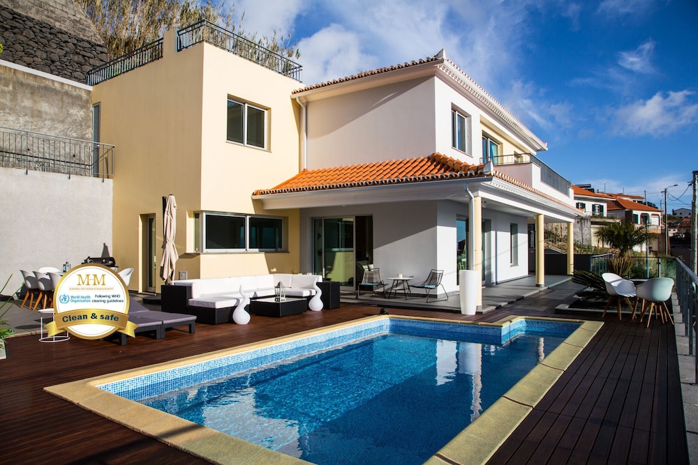 Estrela do Mar by MHM — 4-Star Luxury Hotel in Arco Da Calheta, Portugal