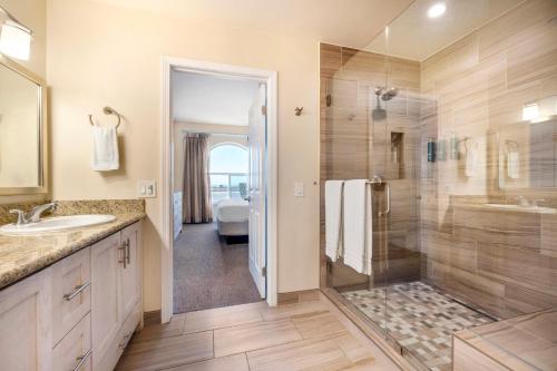 Hilton Vacation Club Riviera Beach & Shores - photo 61
