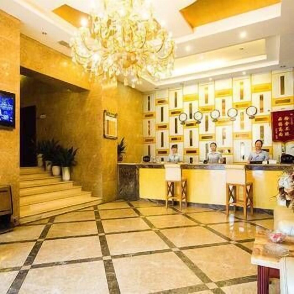 Jinghao Hotel — hotel in Luzhou