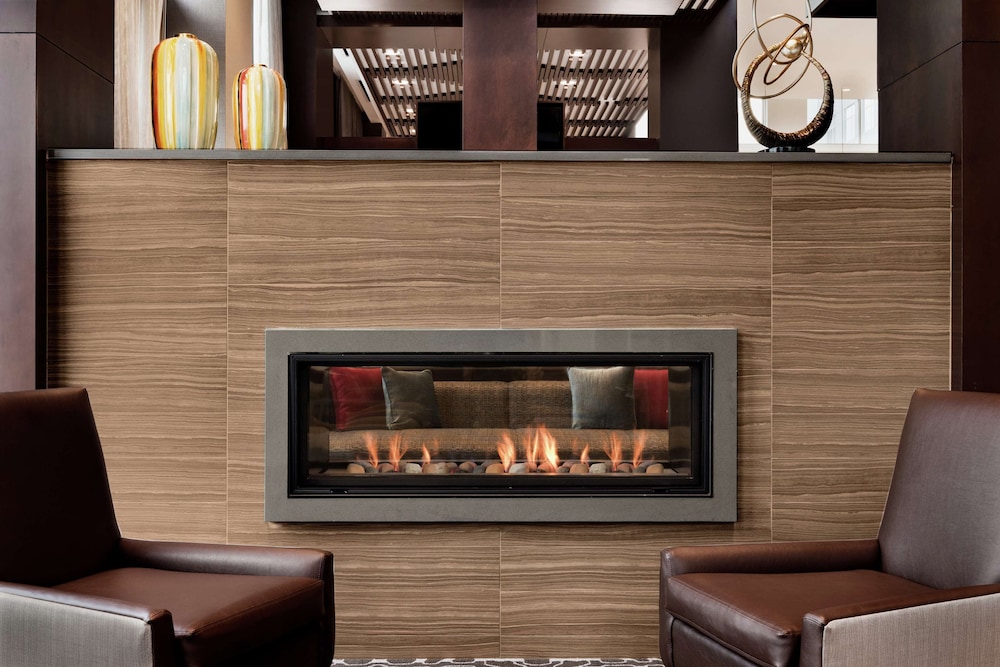 Embassy Suites by Hilton Noblesville Indianapolis Convention Center - photo 2