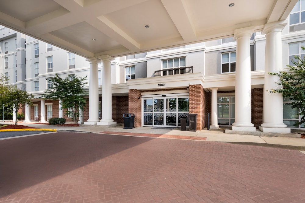 Hampton Inn & Suites Fredericksburg at Celebrate Virginia - photo 77