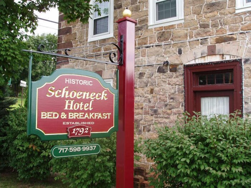 Historic Schoeneck Hotel B&B - photo 14
