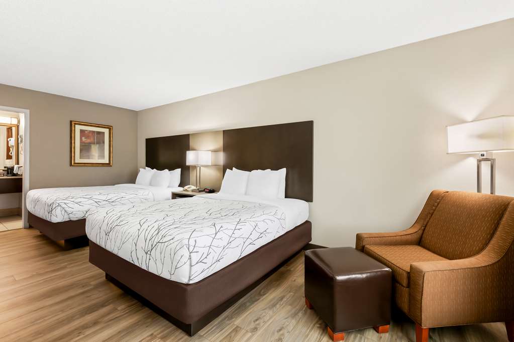 Best Western Fayetteville Inn - photo 10
