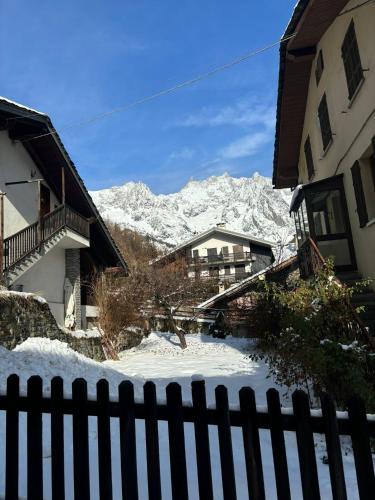 Alpine Chic Retreat — 4-Star Luxury Hotel in Courmayeur, Italy