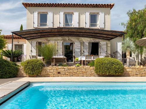 Aqui Sian Ben — Saint Cyr Sur Mer