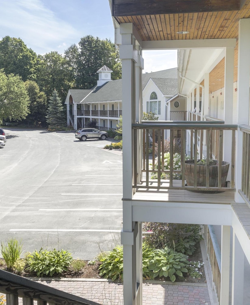 Fairbanks Inn - photo 13