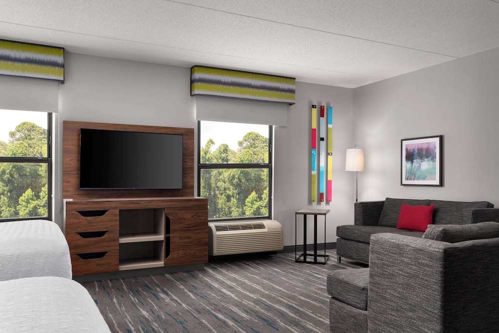 Hampton Inn Spring Lake Fayetteville - photo 45