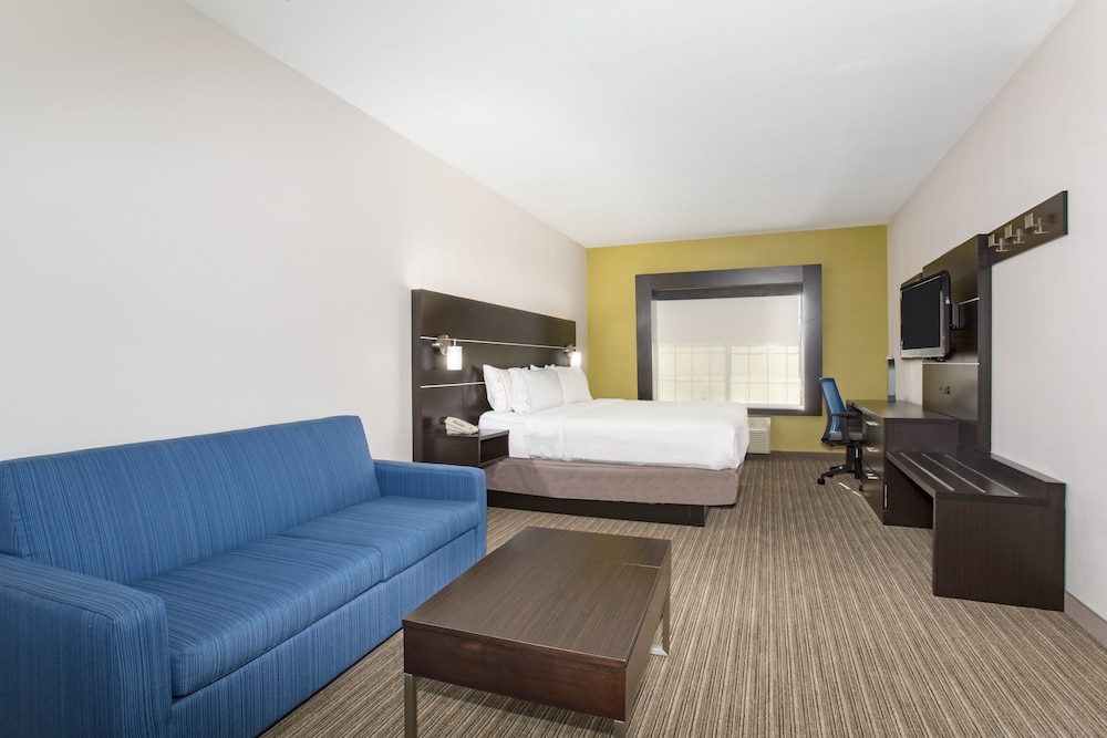 Holiday Inn Express Hotel & Suites Ft. Collins by IHG - photo 22