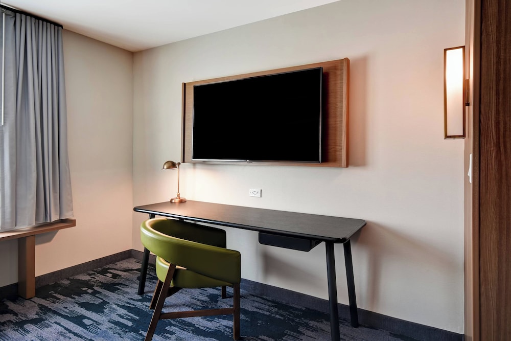 Fairfield Inn & Suites by Marriott Plymouth - photo 19