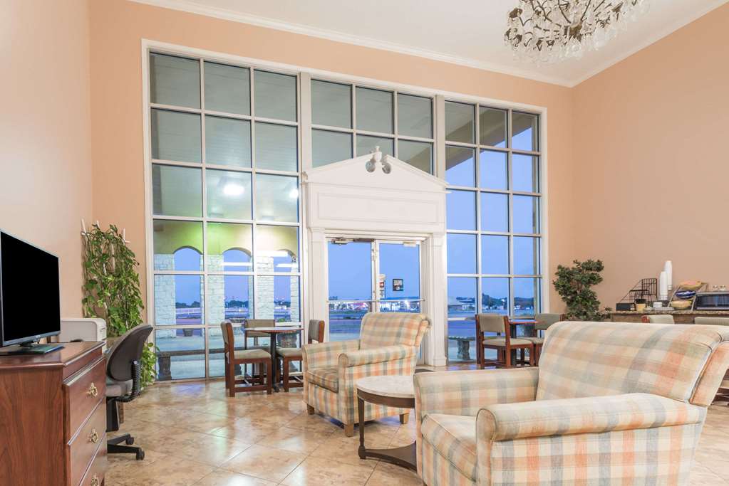 Knights Inn Greenville TX - photo 3